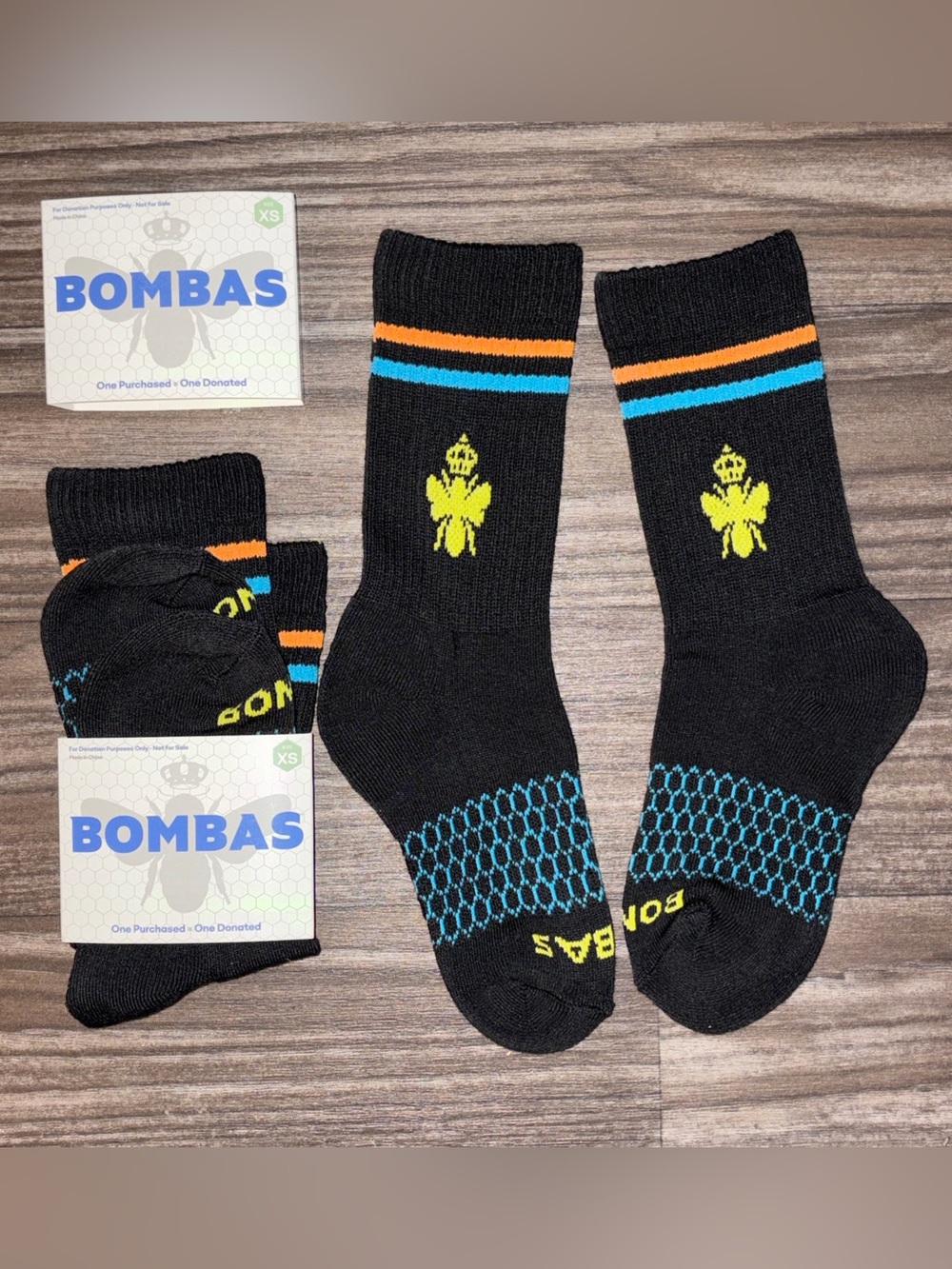 Bombas Cushion Antimicrobial Bee Better Youth Crew Socks X2 XS 1 1/2-8 1/2 New